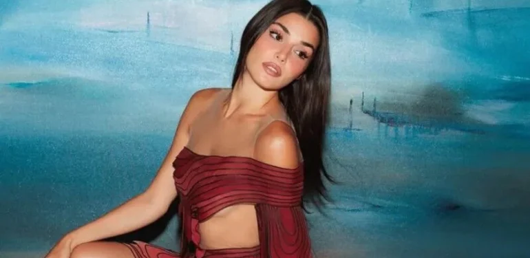 Hande Erçel’in Kimsenin Bilmediği Çalışması Ortaya Çıktı